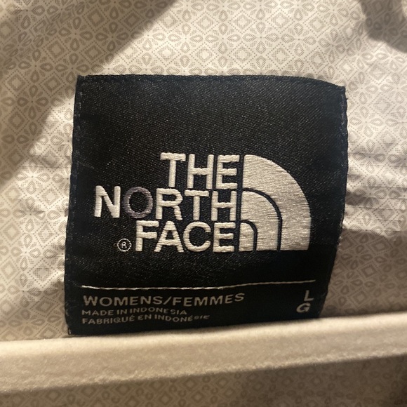 The North Face rain coat! - Picture 3 of 3
